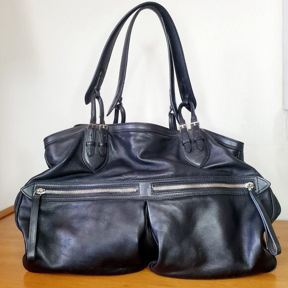 Tumi Black Leather Slouchy Shoulder Bag Travel Satchel Work Designer - Picture 1 of 12